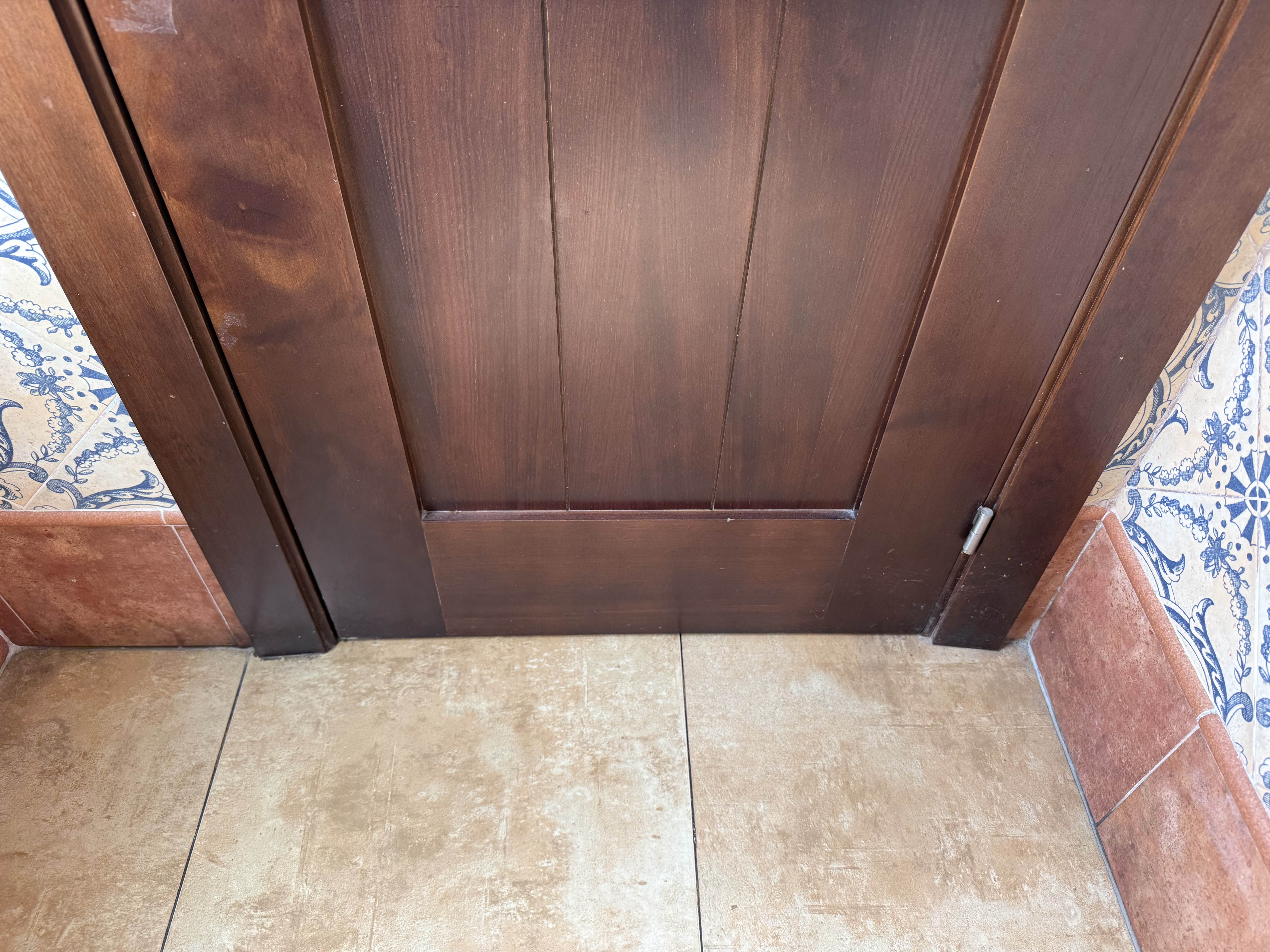 Toilettentüren Nr. 326: Restaurant „La Terraza del Abuelo“, Álora / Spanien (2026)