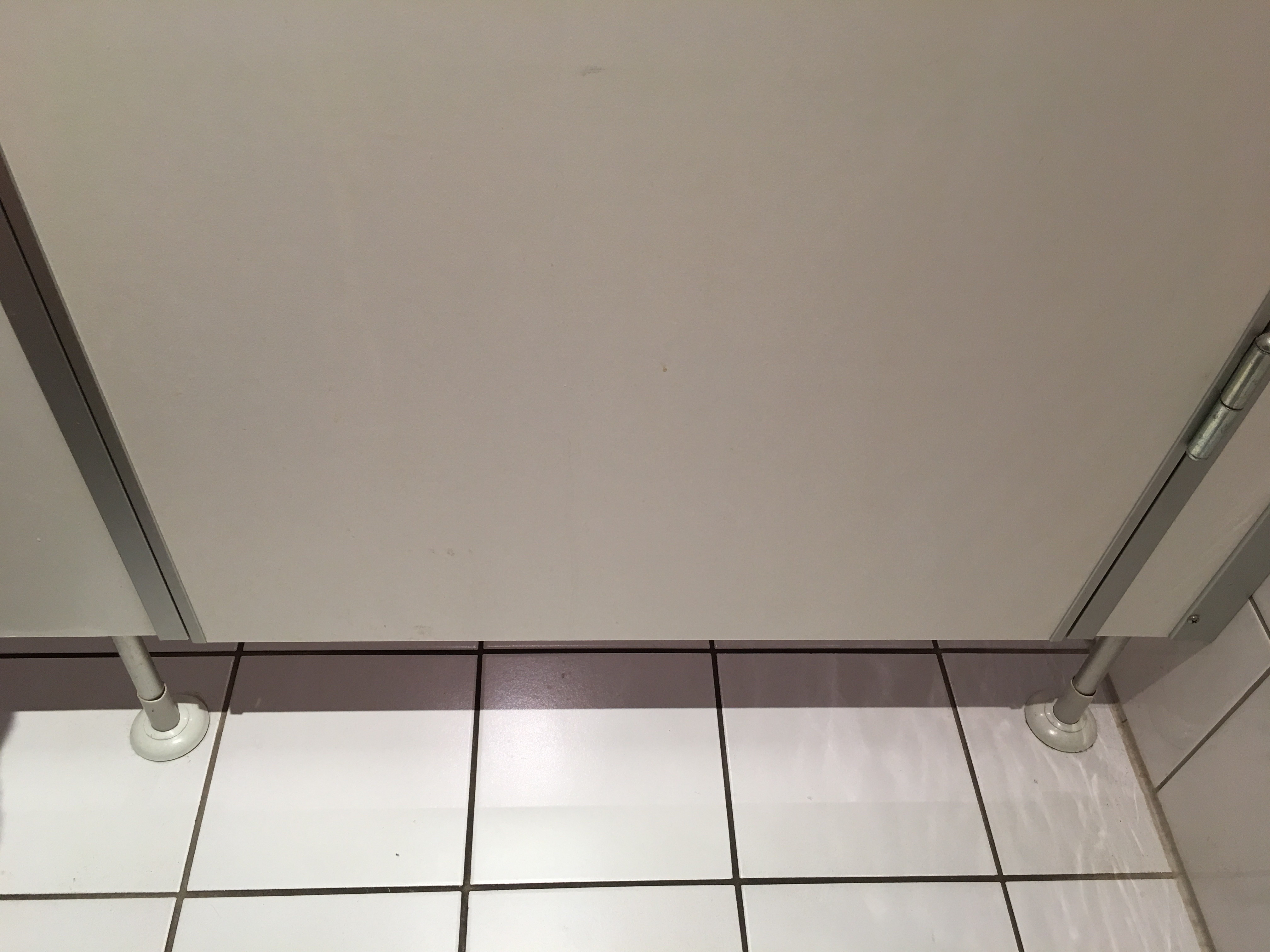 Toilettentüren Nr. 060: „Quexit“, Düsseldorf / Deutschland (2016)