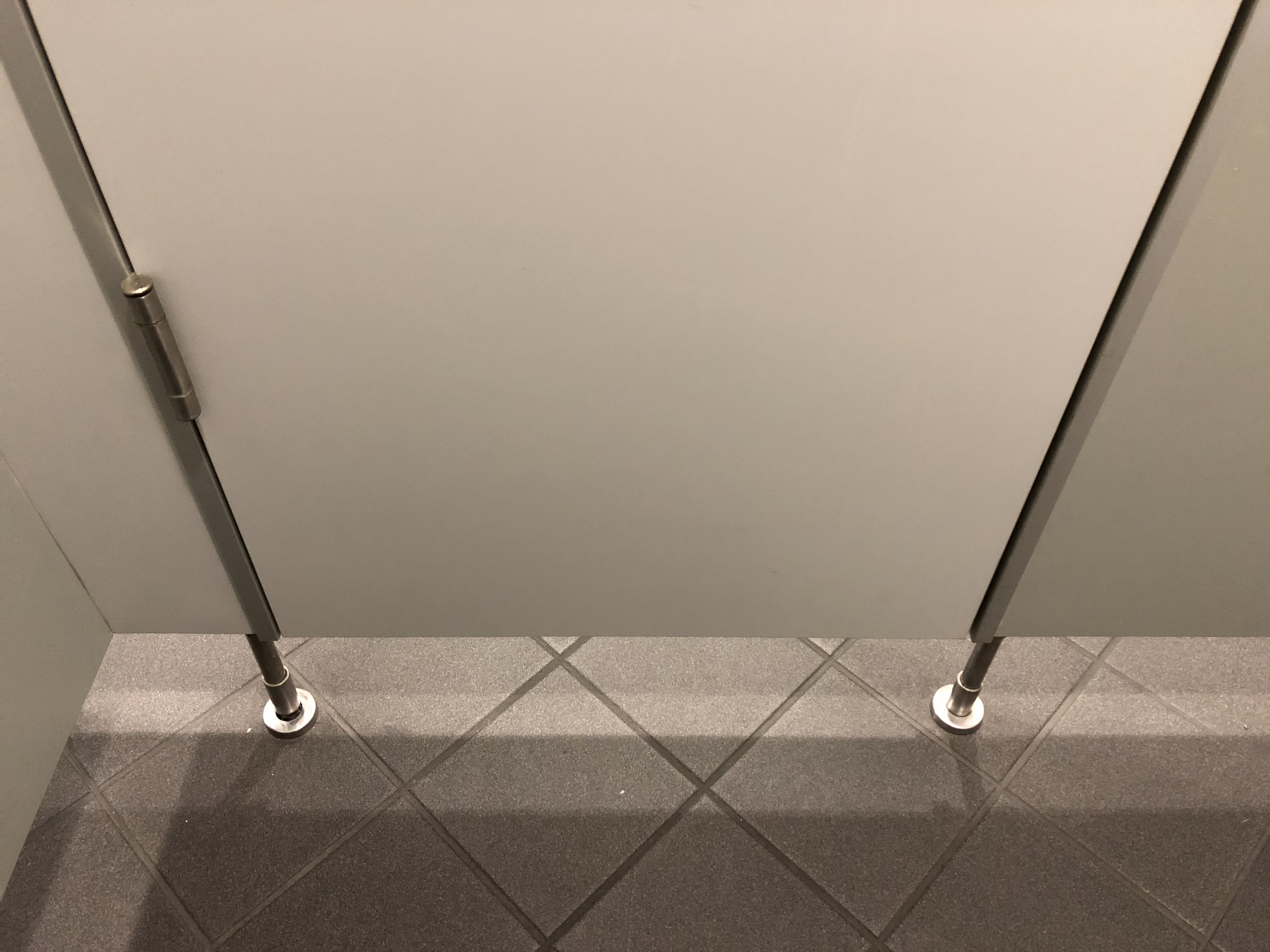 Toilettentüren Nr. 173: „koelnmesse“, Köln / Deutschland (2018)