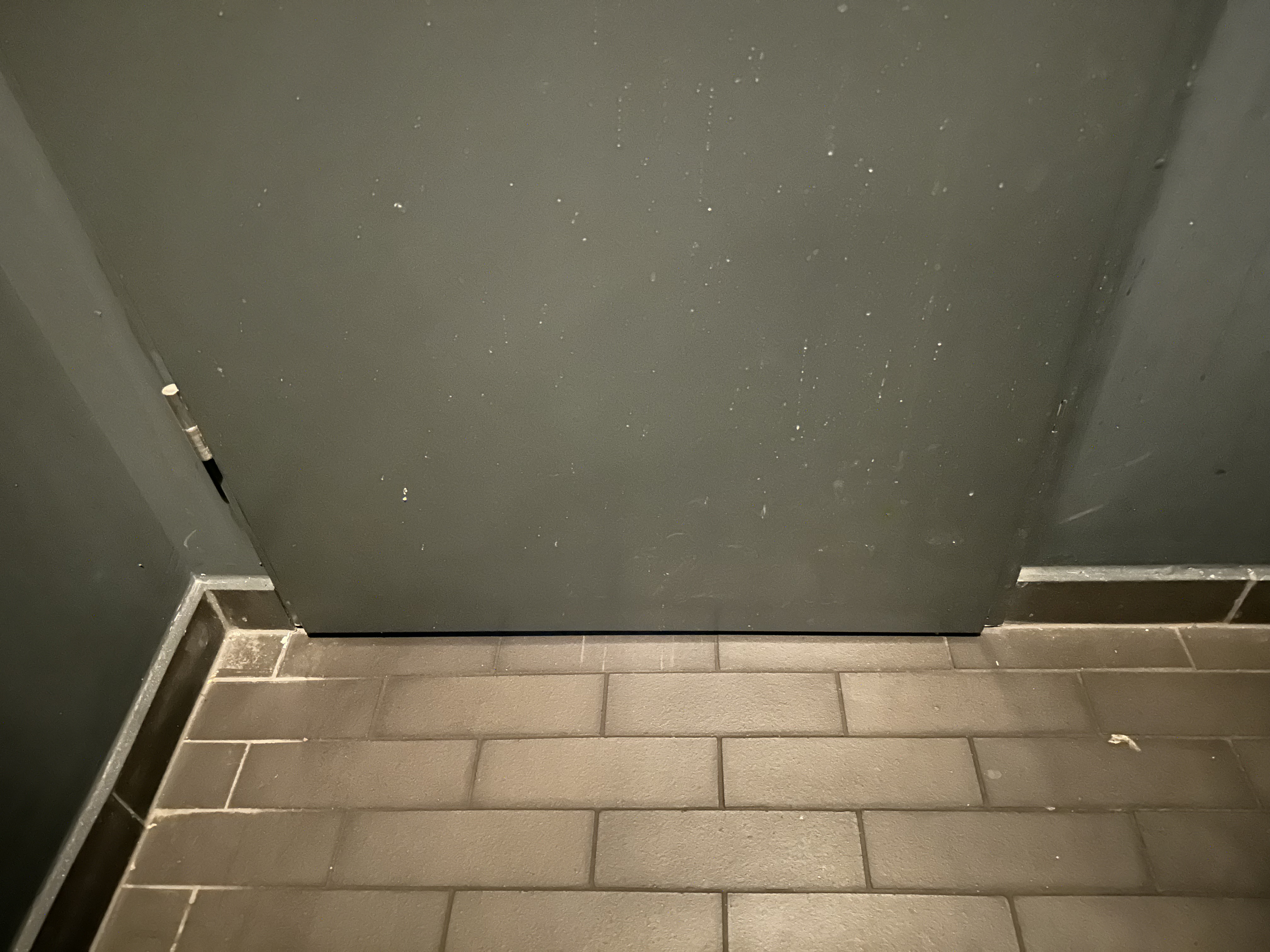 Toilettentüren Nr. 185: Restaurant „eatDOORI“, Düsseldorf / Deutschland (2022)